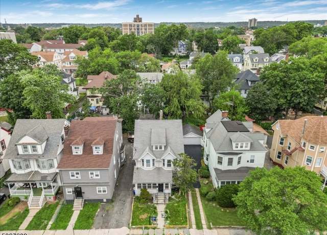 Property at 51 Stockton Pl, East Orange City, NJ 07017-5208, 6 beds, 3 baths