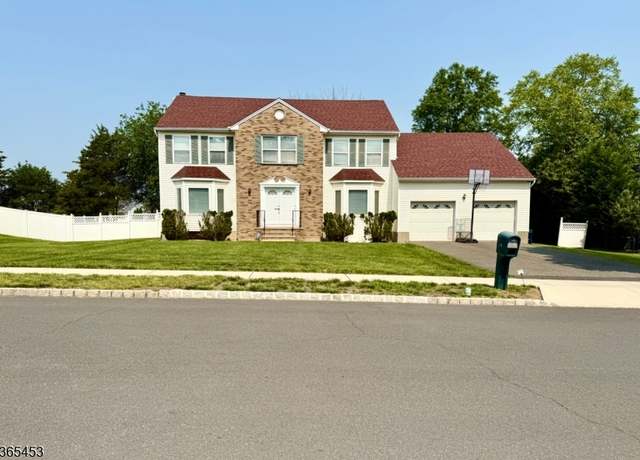 Property at 5 Angela Ct, Piscataway Twp., NJ 08854-5753, 5 beds, 3 baths