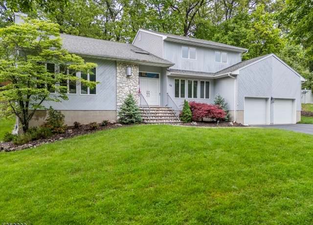 Property at 38 Fox Run, Parsippany-troy Hills Twp., NJ 07834-3032, 5 beds, 3 baths