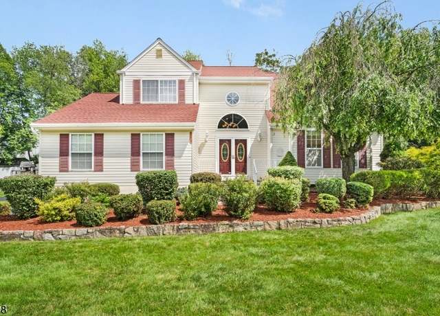 Property at 12 Autumn Dr, Mine Hill Twp., NJ 07803-2427, 4 beds, 2.5 baths