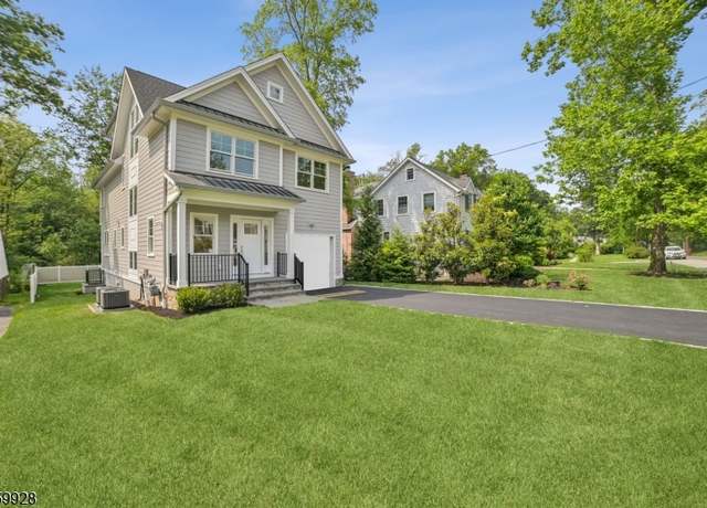 Property at 151 Center Ave, Chatham Boro, NJ 07928-2642, 5 beds, 5.5 baths