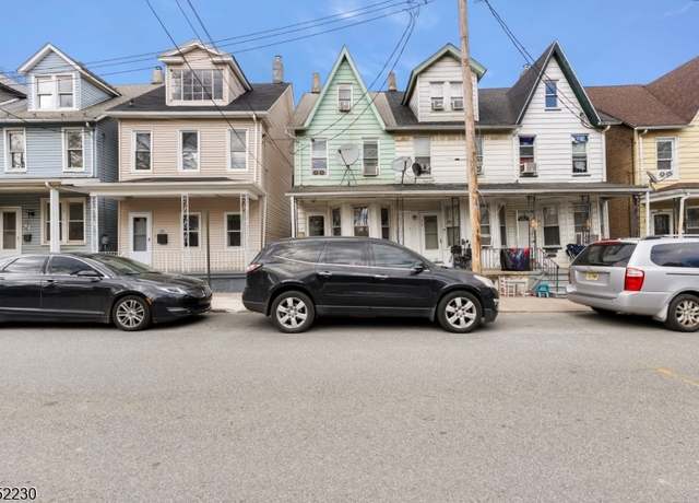 Property at 317 Mercer St, Phillipsburg Town, NJ 08865-3112, 3 beds, 1 bath
