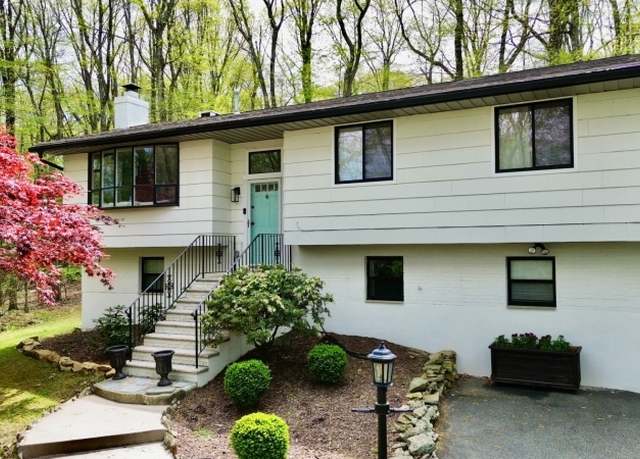 Property at 6 Zeek Rd, Denville Twp., NJ 07950-1116, 5 beds, 2 baths