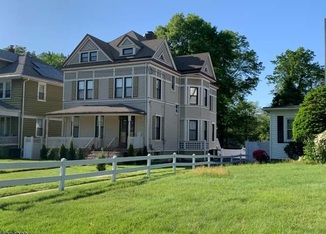 Property at 150 W 5Th Ave, Roselle Boro, NJ 07203-1903, 7 beds, 3.5 baths