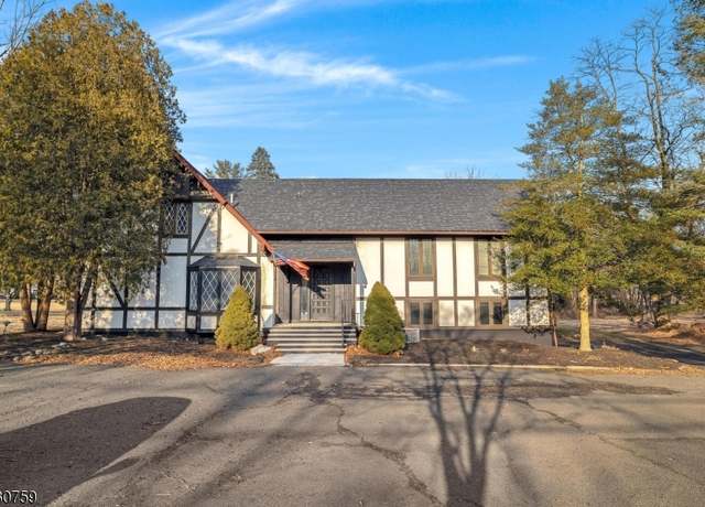 Property at 2 Twinbrooks Trl, Chester Twp., NJ 07930-2866, 5 beds, 6 baths