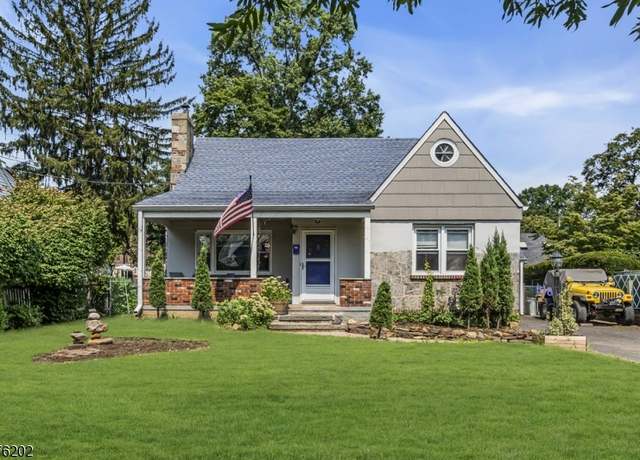Property at 518 Greenbrook Rd, North Plainfield Boro, NJ 07063-1762, 3 beds, 2 baths