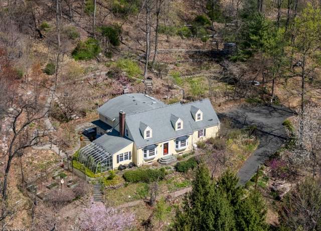 Property at 1871 Woodland Ter, Bridgewater Twp., NJ 08807, 4 beds, 3.5 baths
