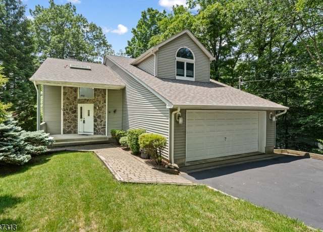 Property at 129 W Lake Shore Dr, Rockaway Twp., NJ 07866-1001, 4 beds, 3.5 baths