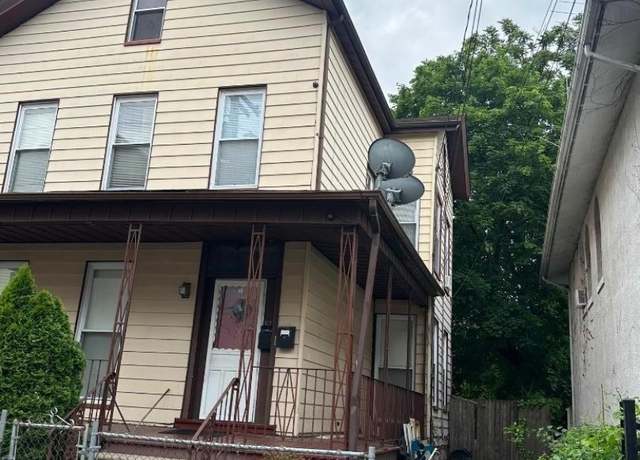 Property at 82 Godwin Ave, Paterson City, NJ 07501-1505, 4 beds, 3.5 baths