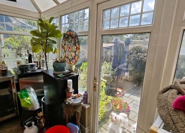 Property at 22 Magnolia Ave #1, Hillsdale Boro, NJ 07642-2724, 2 beds, 1 bath