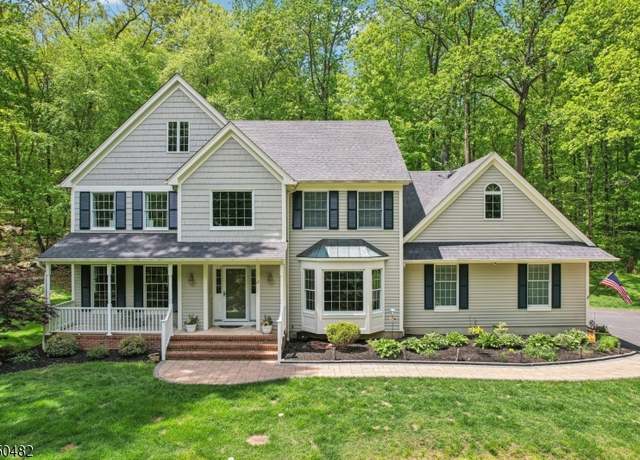 Property at 12 Valley View Dr, Lebanon Twp., NJ 07830-4101, 4 beds, 2.5 baths