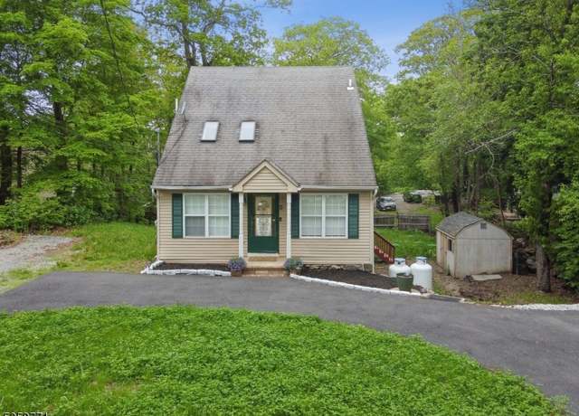 Property at 9 Jamesburg Rd, West Milford Twp., NJ 07421-3719, 2 beds, 2 baths