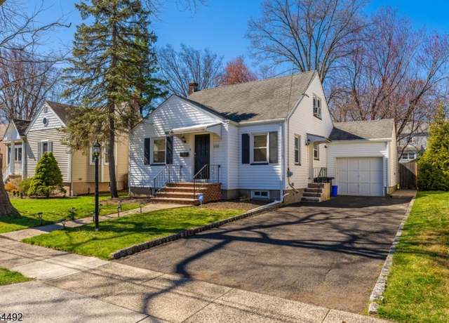 Property at 132 S Maple Ave, Springfield Twp., NJ 07081-1908, 3 beds, 1 bath