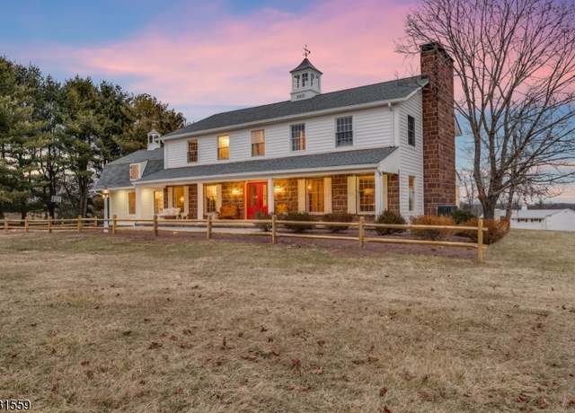 Property at 60 Perryville Rd, Union Twp., NJ 08867, 5 beds, 4.5 baths