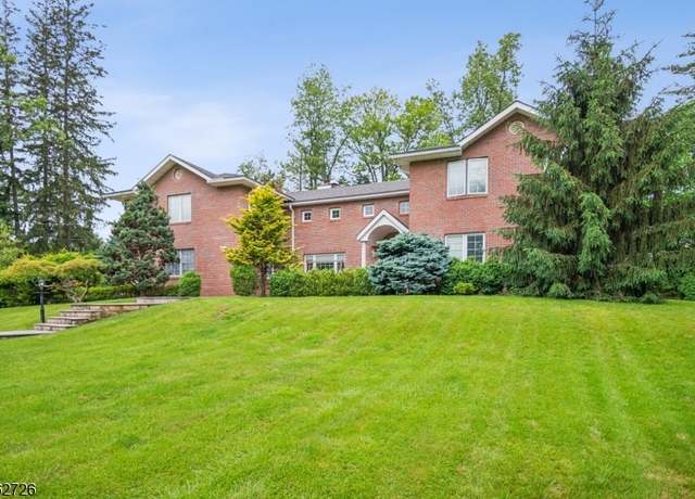 Property at 61 Joanna Way, Millburn Twp., NJ 07078-3206, 5 beds, 4.5 baths