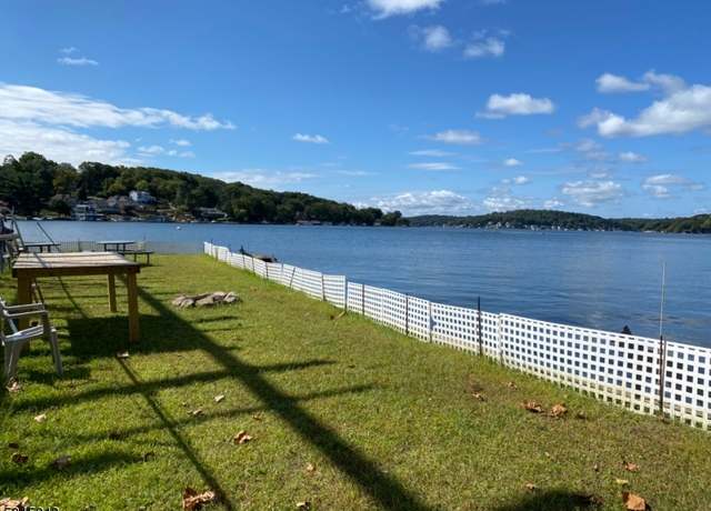 Property at 40 Playhouse Park, Jefferson Twp., NJ 07849, 2 beds, 1 bath