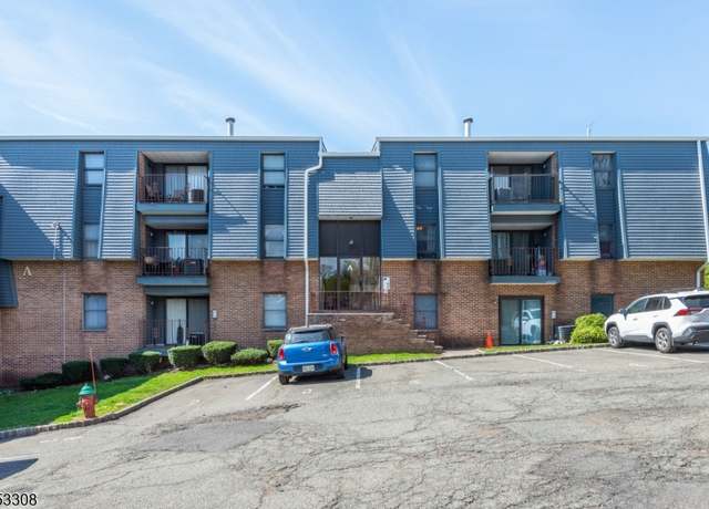 Property at 700 Schuyler Ave #33, Kearny Town, NJ 07032-4200, 1 bed, 1 bath