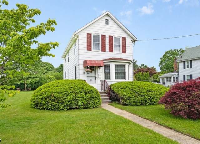 Property at 20 Kenvil Ave, Roxbury Twp., NJ 07876-1423, 2 beds, 1 bath