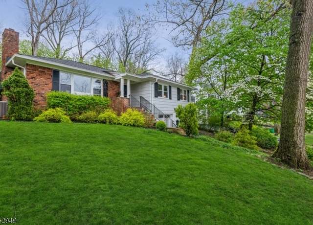 Property at 218 Mountain Ave, Summit City, NJ 07901-3208, 3 beds, 2.5 baths