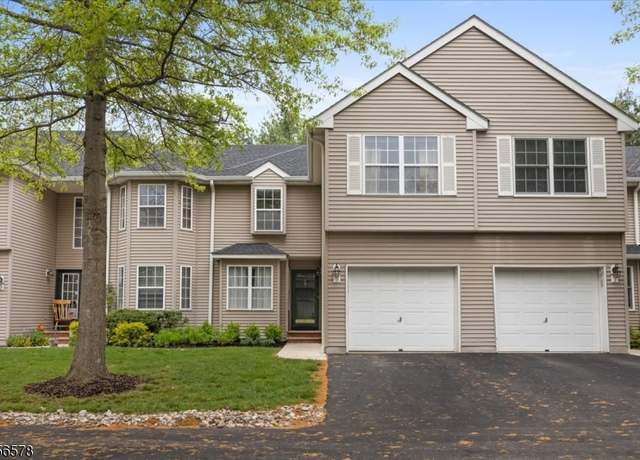 Property at 5 Roxiticus Ct, Clinton Twp., NJ 08801-1639, 2 beds, 2.5 baths