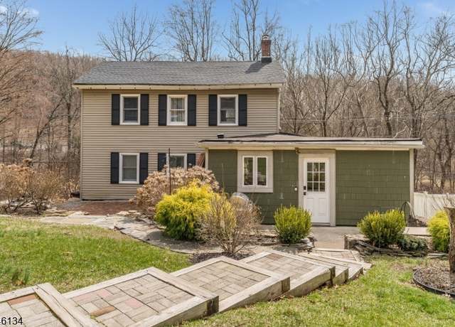 Property at 18 Sanatorium Rd, Glen Gardner Boro, NJ 08826, 3 beds, 1 bath