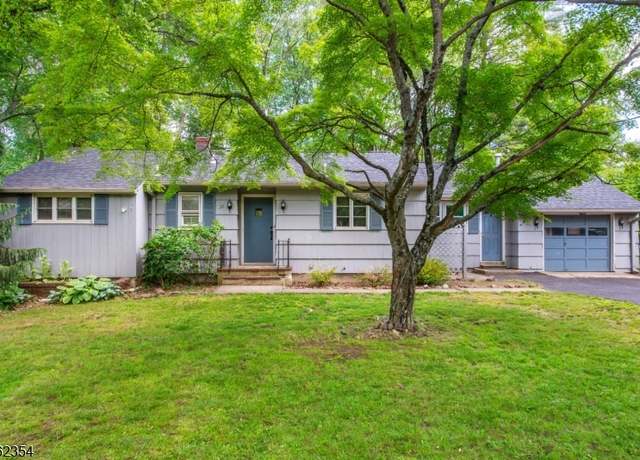 Property at 26 Park Ave, Hanover Twp., NJ 07960-4775, 2 beds, 1 bath