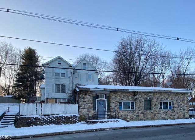 Property at 323 Rutherford Ave, Franklin Boro, NJ 07416-1536, 7 beds, 7 baths