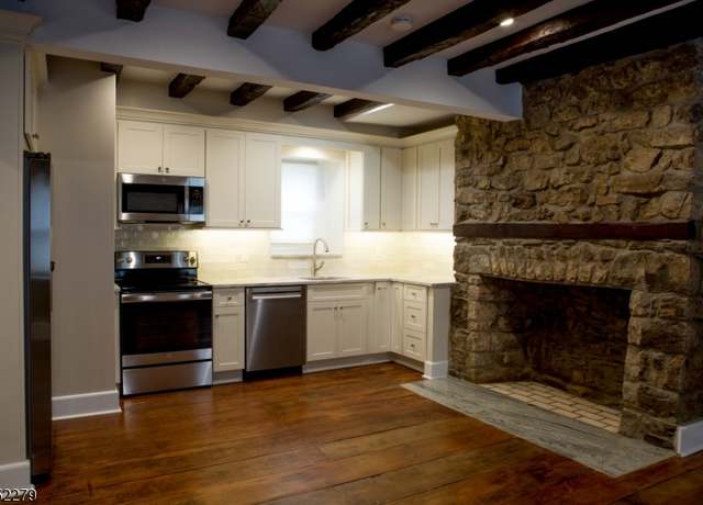 Property at 200 Maple Ln, Lebanon Twp., NJ 07830-4012, 2 beds, 3 baths