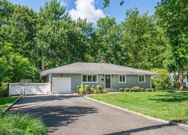 Property at 328 Chaucer Dr, Berkeley Heights Twp., NJ 07922-1804, 3 beds, 2 baths