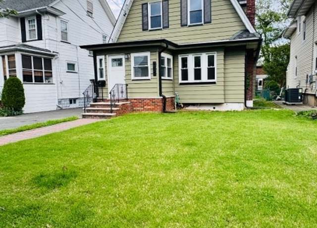 Property at 165 Morristown Rd, Elizabeth City, NJ 07208-1315, 2 beds, 2.5 baths