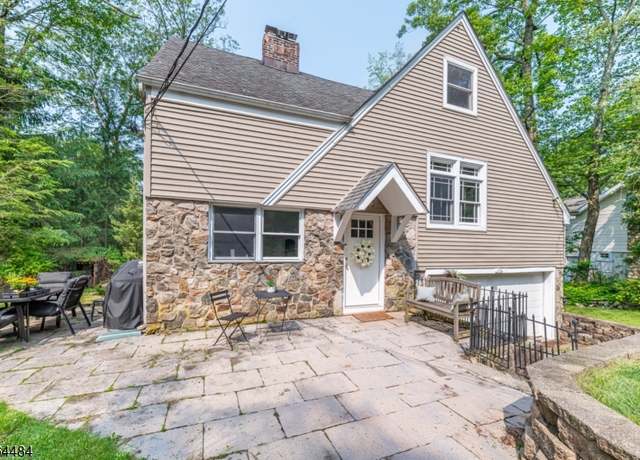 Property at 250 Waconia Rd, Vernon Twp., NJ 07422-1700, 3 beds, 2.5 baths