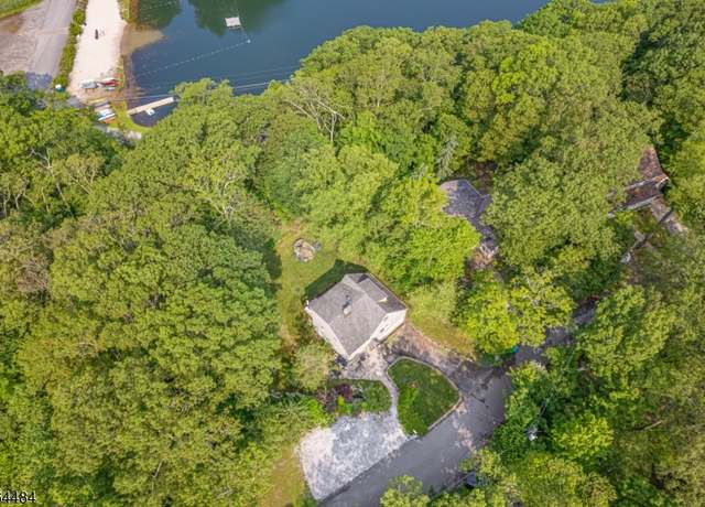Property at 250 Waconia Rd, Vernon Twp., NJ 07422-1700, 3 beds, 2.5 baths