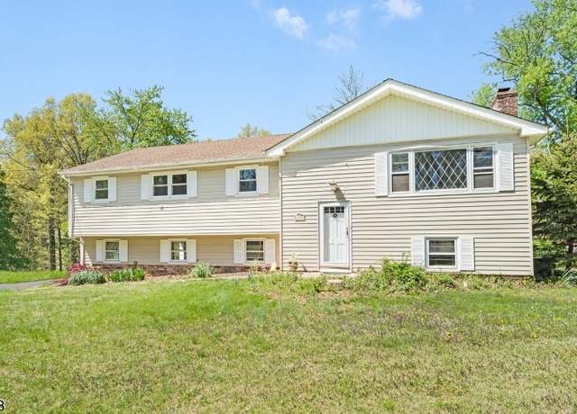 Property at 691 Country Club Rd, Bridgewater Twp., NJ 08807-1601, 4 beds, 2.5 baths