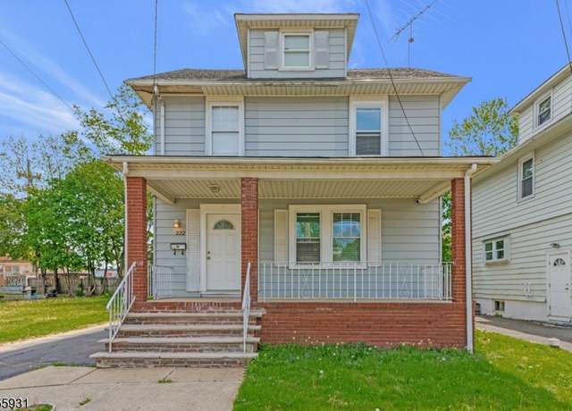 Property at 222 N 2Nd Ave, Manville Boro, NJ 08835-1308, 3 beds, 1.5 baths