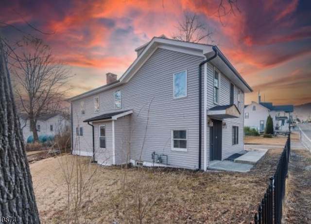 Property at 8 Brighton Ave, Andover Boro, NJ 07821-4607, 4 beds, 2.5 baths