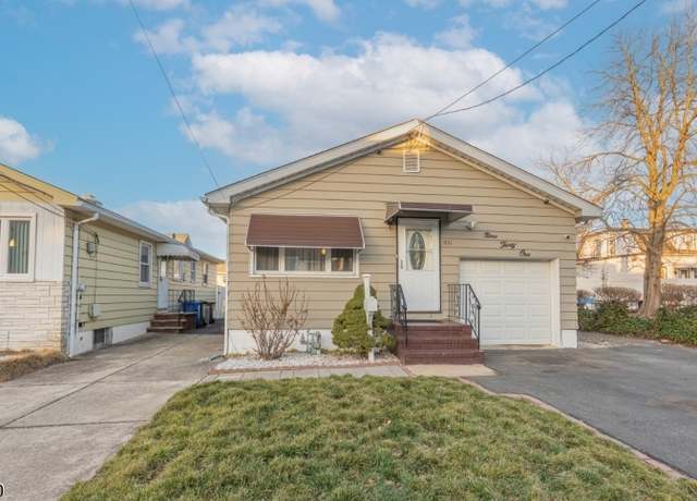 Property at 931 S Park Ave, Linden City, NJ 07036-1647, 4 beds, 2 baths