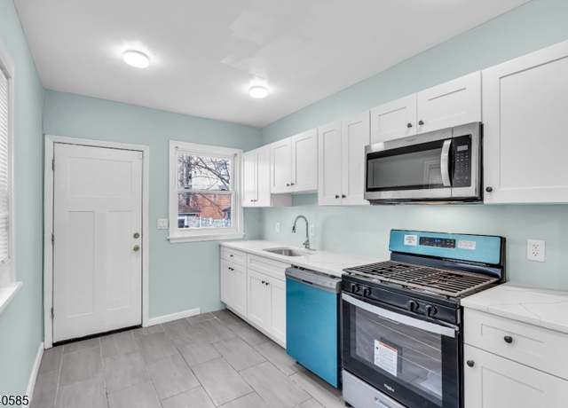 Property at 101 Sanford St, East Orange City, NJ 07018-1905, 4 beds, 2 baths
