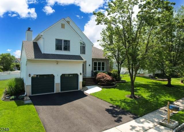 Property at 3 Fisher Dr, Hillsborough Twp., NJ 08844-5260, 4 beds, 2.5 baths
