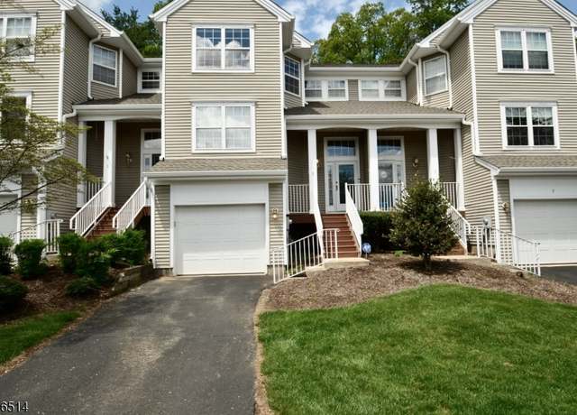 Property at 5 WOODMONT Dr, Randolph Twp., NJ 07869-3736, 3 beds, 2.5 baths