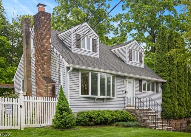 Property at 27 Jefferson Ter, Ogdensburg Boro, NJ 07439-1032, 3 beds, 2 baths