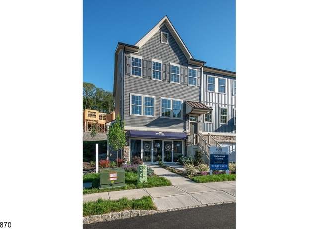 Property at 19 General Winds Way #2, Denville Twp., NJ 07834, 3 beds, 2.5 baths