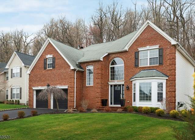 Property at 14 Red Bud Ln, Green Brook Twp., NJ 08812-1820, 4 beds, 2.5 baths
