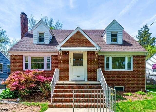 Property at 908 Thompson Ave, Roselle Boro, NJ 07203-2213, 4 beds, 2 baths