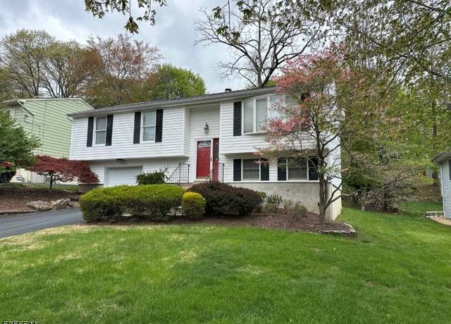 Property at 17 N Brookside Dr, Rockaway Twp., NJ 07866-1029, 3 beds, 2.5 baths