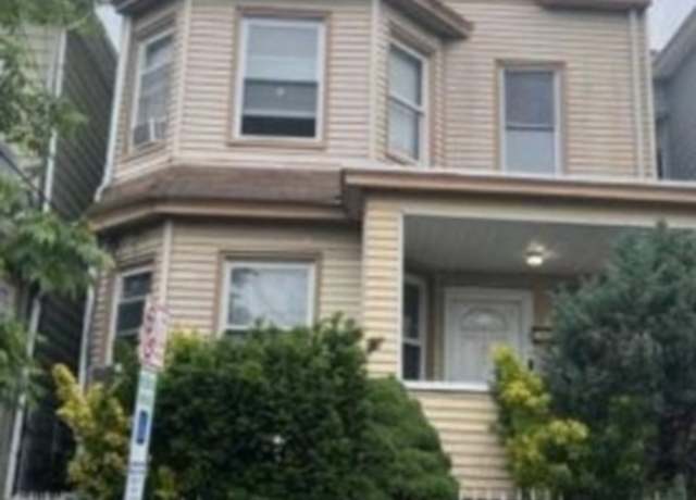 Property at 121 E 16Th St, Paterson City, NJ 07524-1829, 2 beds, 2 baths
