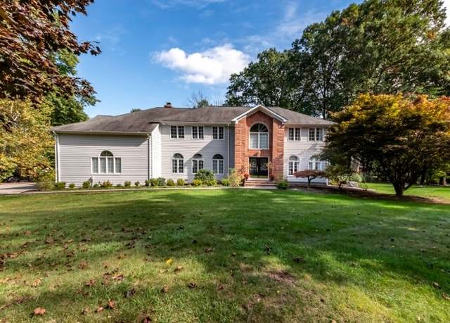 Property at 23 Bragman Rd, Randolph Twp., NJ 07869-3717, 5 beds, 4.5 baths