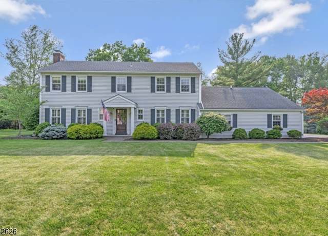 Property at 45 Tuxford Ter, Bernards Twp., NJ 07920-2516, 4 beds, 2.5 baths