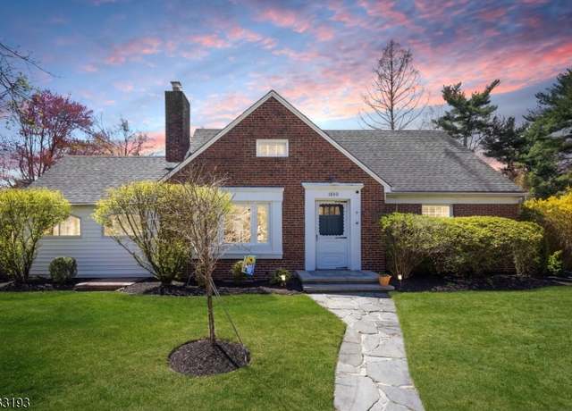Property at 1840 Lake Ave, Scotch Plains Twp., NJ 07076-2920, 4 beds, 2 baths