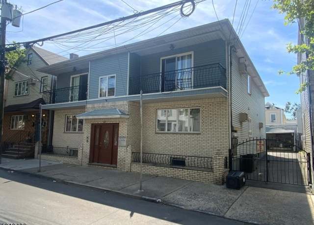 Property at 31-33 Napoleon St, Newark City, NJ 07105-3113, 8 beds, 6 baths