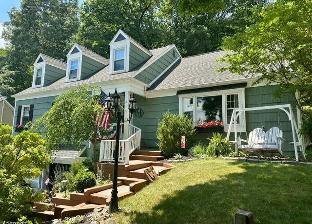 Property at 8 Cardinal Dr, Sparta Twp., NJ 07871-1337, 4 beds, 2.5 baths